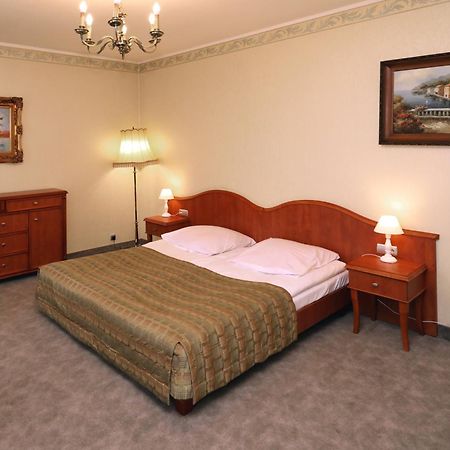 Bialy Dom Henlex Hotel Restauracja Πόζναν Εξωτερικό φωτογραφία