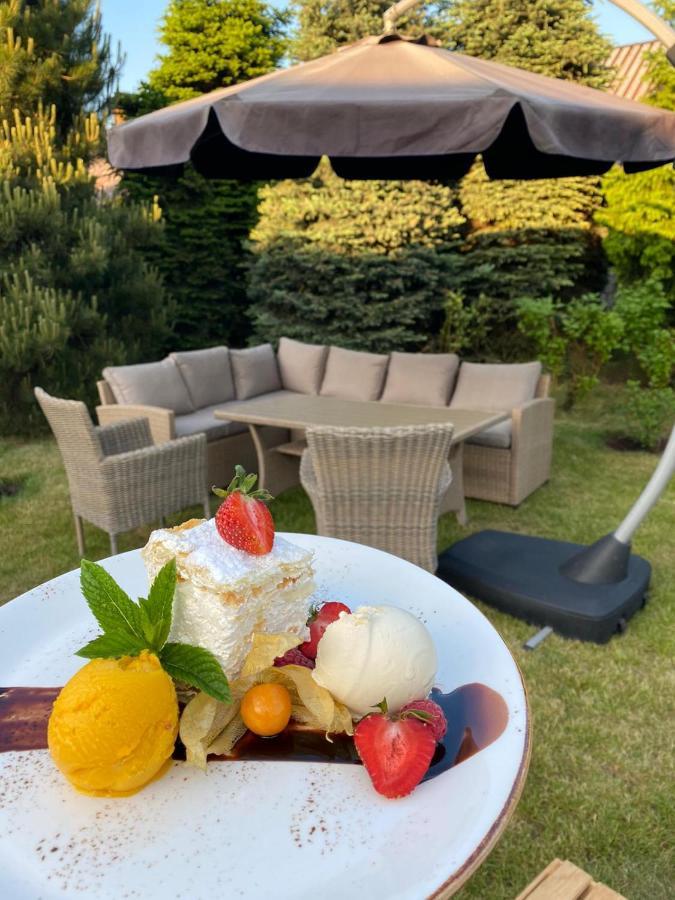 Bialy Dom Henlex Hotel Restauracja Πόζναν Εξωτερικό φωτογραφία