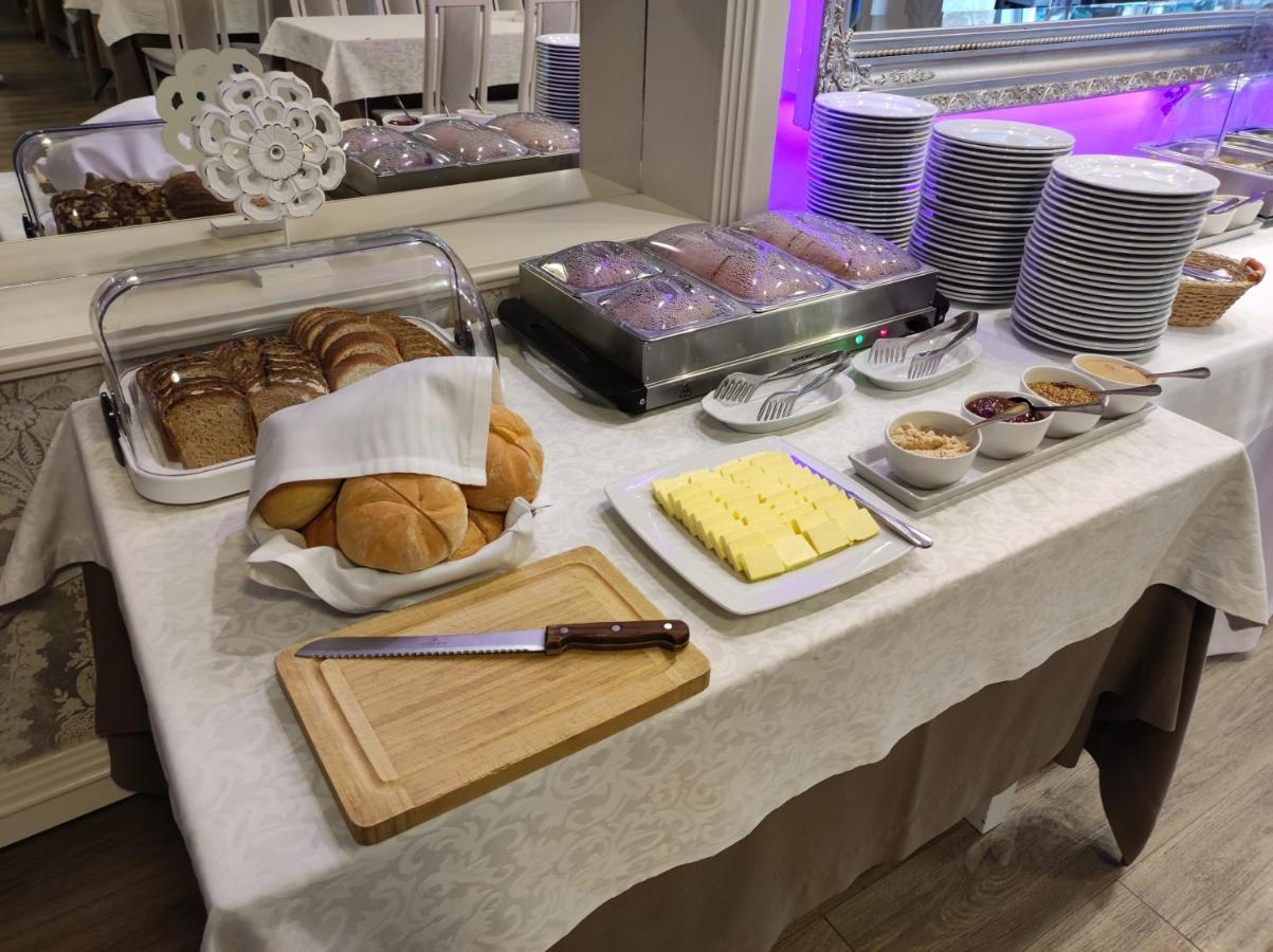 Bialy Dom Henlex Hotel Restauracja Πόζναν Εξωτερικό φωτογραφία